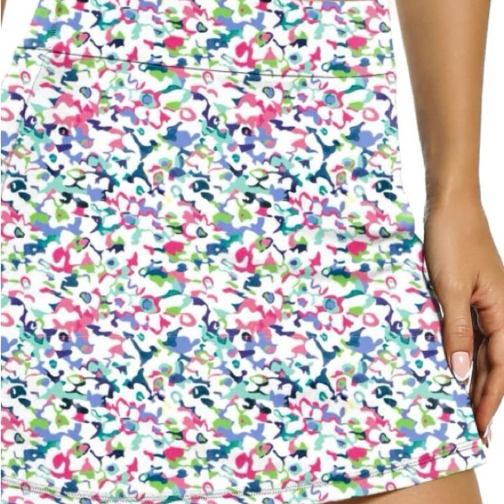 Lou Keith Brand New Women's Floral Tennis Skort NWT Size Medium